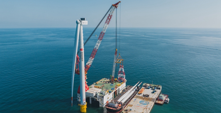 바람이 바다에서 일고 ‘전기’가 미래를 밝혀줘