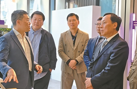 권충광위원: 발전의 내적 소모 타파하고 혁신에너지 활성화시켜야