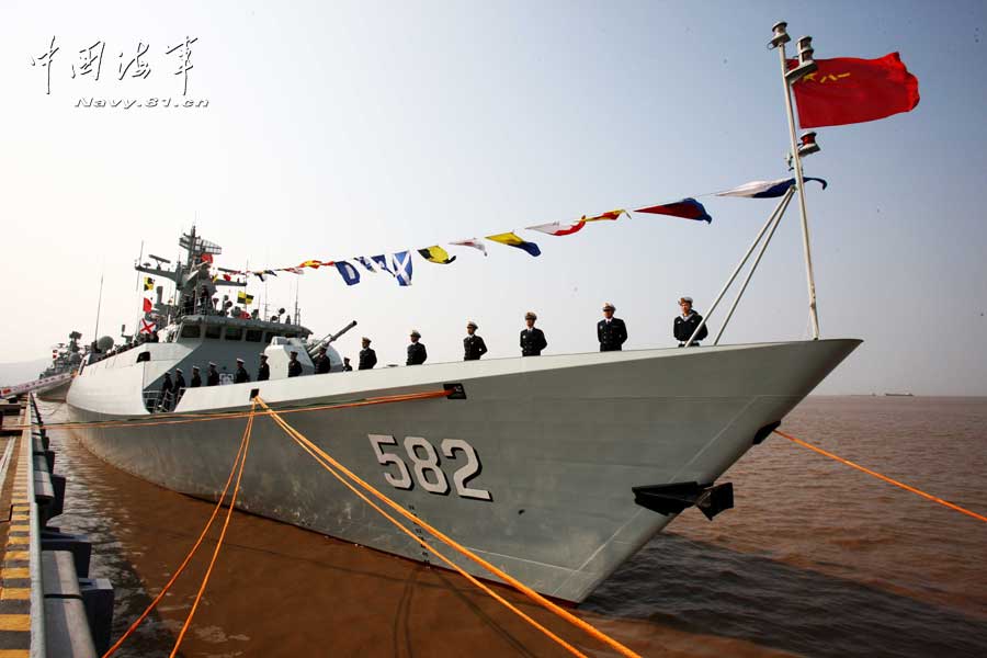 중국해군 신형호위함 “방부(蚌埠)”함 정식 취역