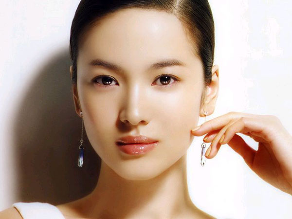 '한류성형'으로 보는 외국인 선호 한국 연예인 얼굴