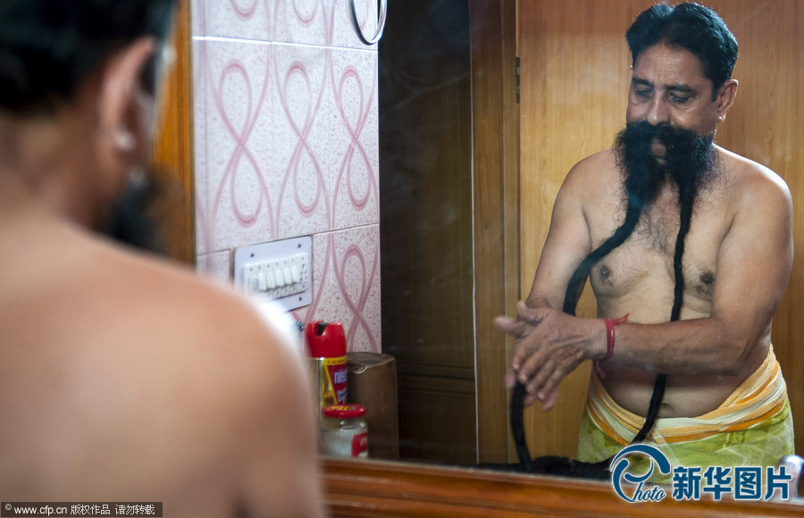 인도 남성 수염길이 4.3메터, 세계에서 가장 긴 수염 보유자