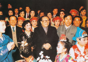 江泽民同志在1991年和1995年两次视察延边