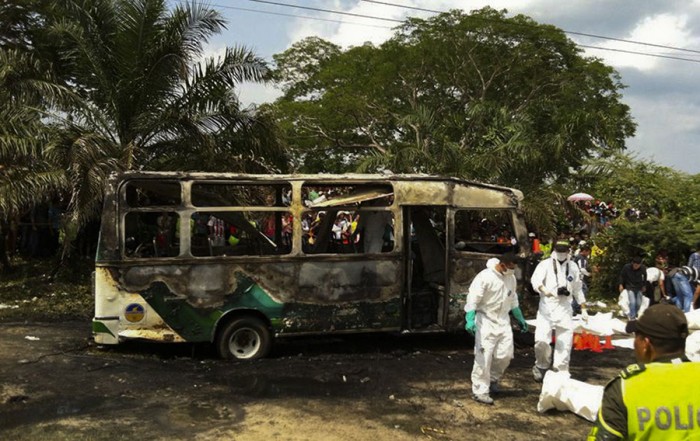 콜롬비아 뻐스 화재로 30여명 아동 목숨 잃어