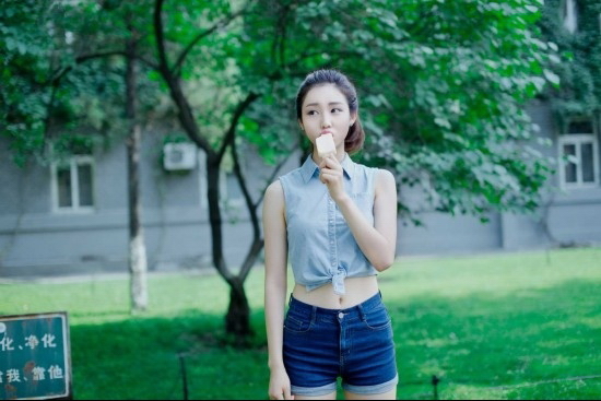 중국인터넷 달군 '아이스크림 소녀', 알고보니 한국 류학생 