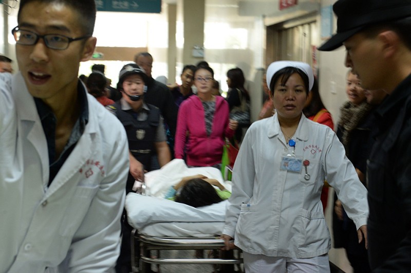 중국 곤명소학교 압사사고 발생, 6명 사망