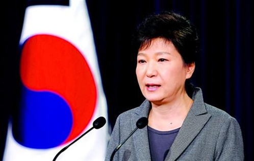 “분권형 대통령제” 추진, 박근혜 권력 넘기고 압력 덜려는것일가? 