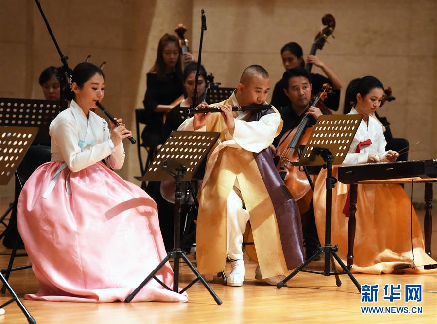 북경: 민족음악 감상하며 전통문화 느껴