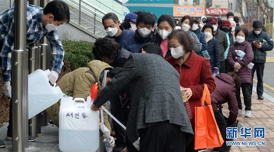 한국 신종코로나바이러스 감염자수 1000명 돌파