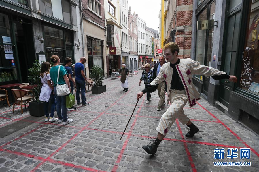 브뤼셀: ‘바둑판유희’로 사회적 거리두기 권장