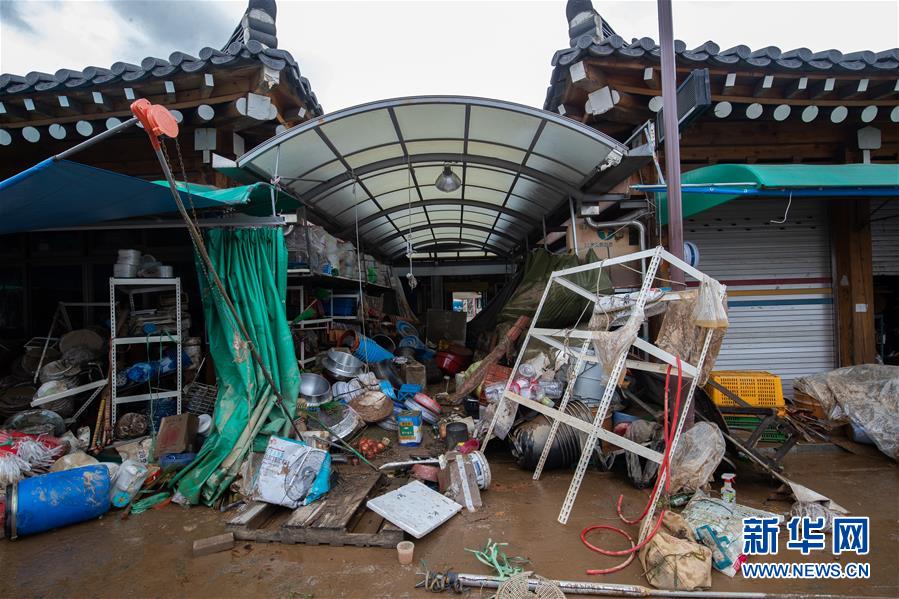 한국 8월이래 폭우로 이미 30명 사망